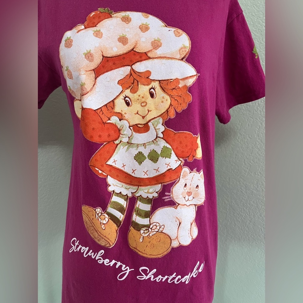 Strawberry Shortcake T-shirt Fuchsia - Picture 2 of 6